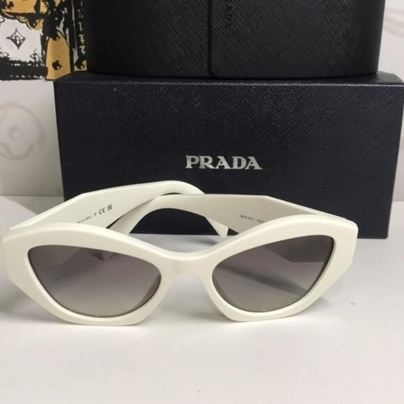 New Authentic Prada SPR 07Y Women’s Sunglasses – White Frame - Picture 12 of 12